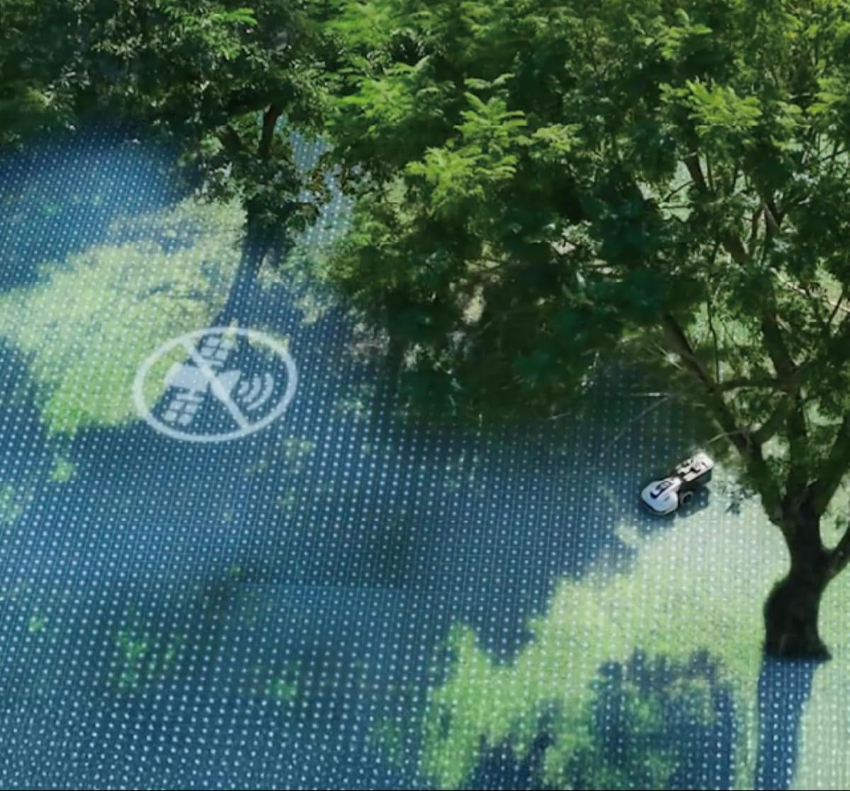 YUKA 2000 Robotplæneklipper m. Fejekit – 2.800 m²